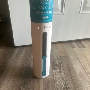 NuMe Professional Curling Wand - Turquoise Accent